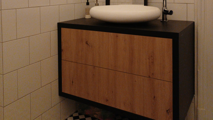 Fürdőszoba bútor (váralja)