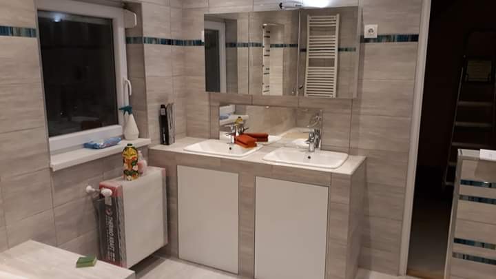 Fürdőszoba bútor és egyéb bútorok